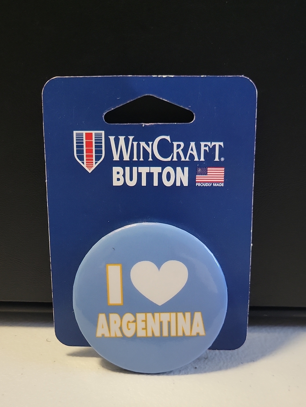 WinCraft Light Blue "I ♥ Argentina" Button